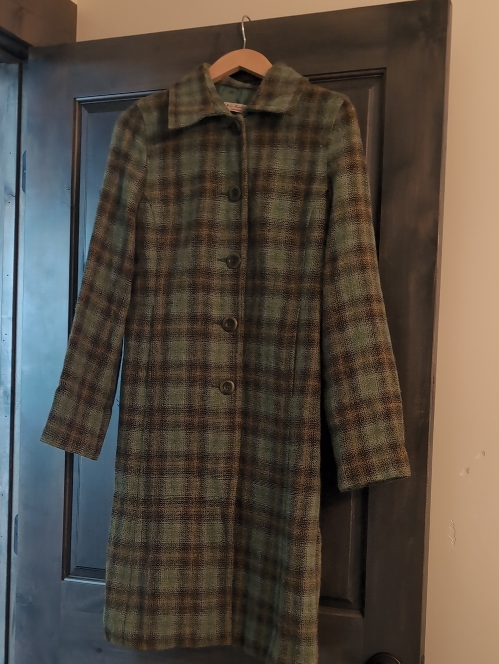 Made In England 70% Wool-30% Silk Blend Women’s Coat in Green and Brown